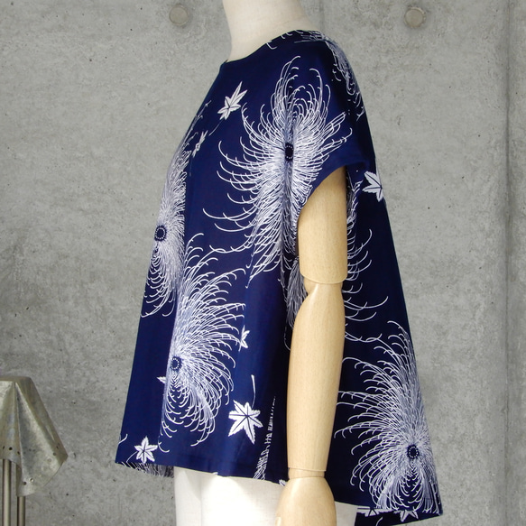 着物リメイク　浴衣のブラウス/フリーサイズ　糸菊 4枚目の画像