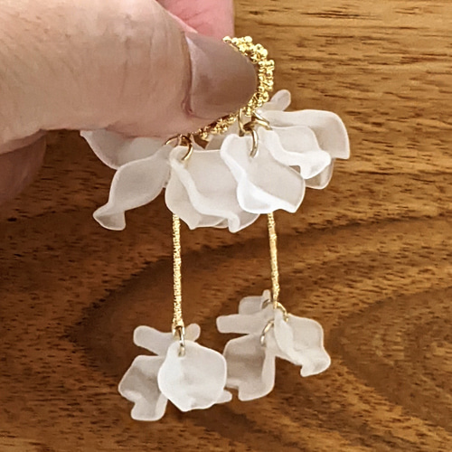 saculanbou　最終価格　アガット　花びらチャーム ゆらゆら 花びら チャーム 2個 フラワー 花 フロスト パーツ チャーム