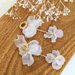 ゆらゆら 花びら チャーム 2個 フラワー 花 フロスト パーツ チャーム