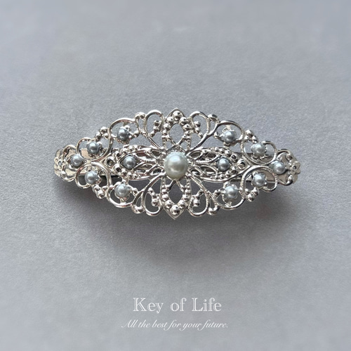 Key of Life▶︎上品 透かし バレッタ グレーパール×シルバー 髪飾り