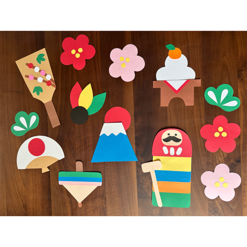 お正月壁面飾り 干支 辰 たつ 画用紙 壁面飾り ガーランド 保育教材