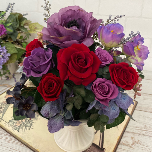 赤と紫のプリザーブドフラワー(クリアBOX付き) プリザーブドフラワー