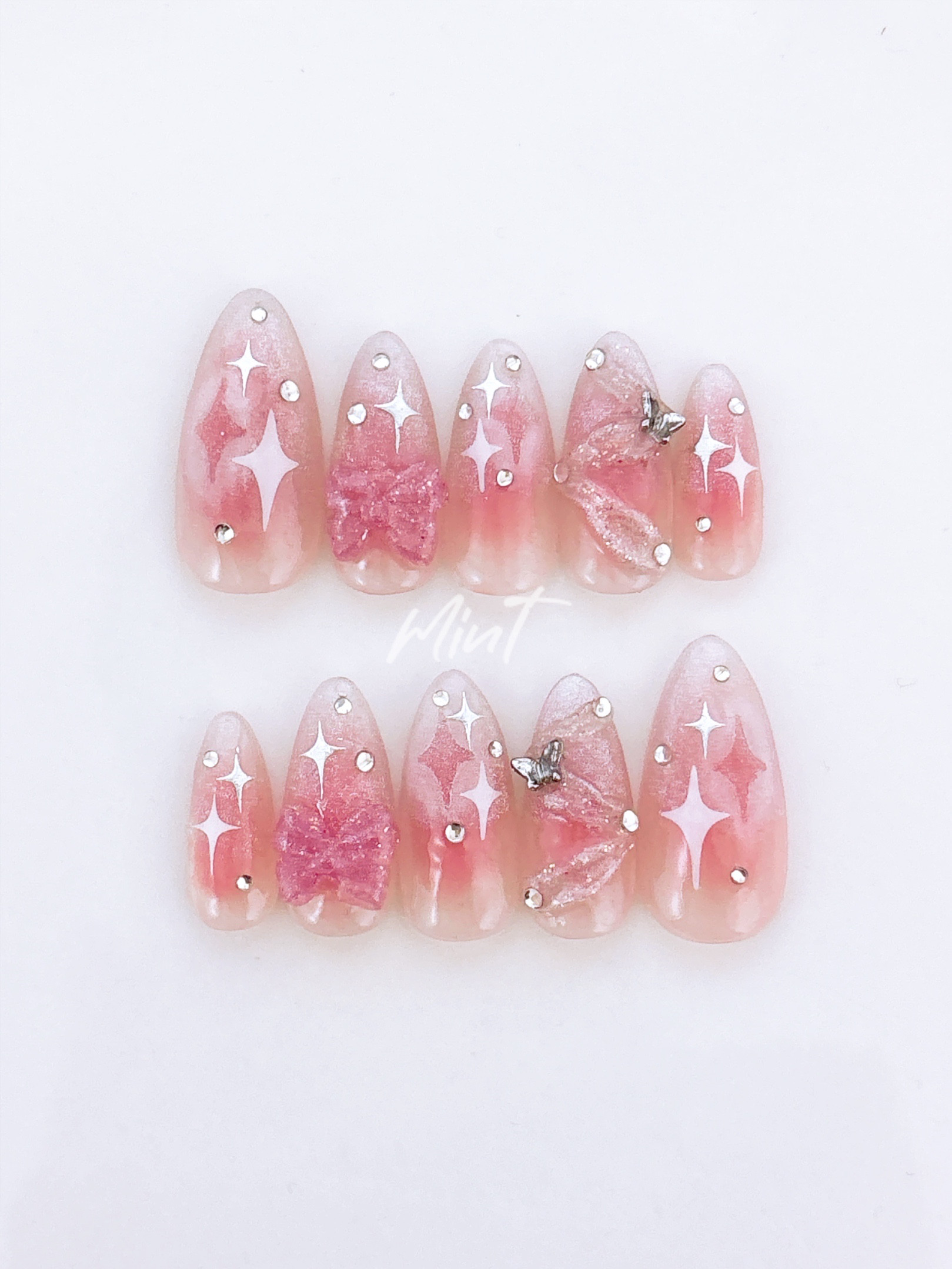 ちゅるん冬 韓国 くすみピンクマグネットワンホンニュアンスネイル シェル チーク