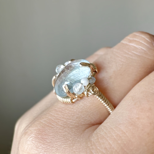 水の精の贈り物＊ブルートパーズの14kgfリング 指輪・リング