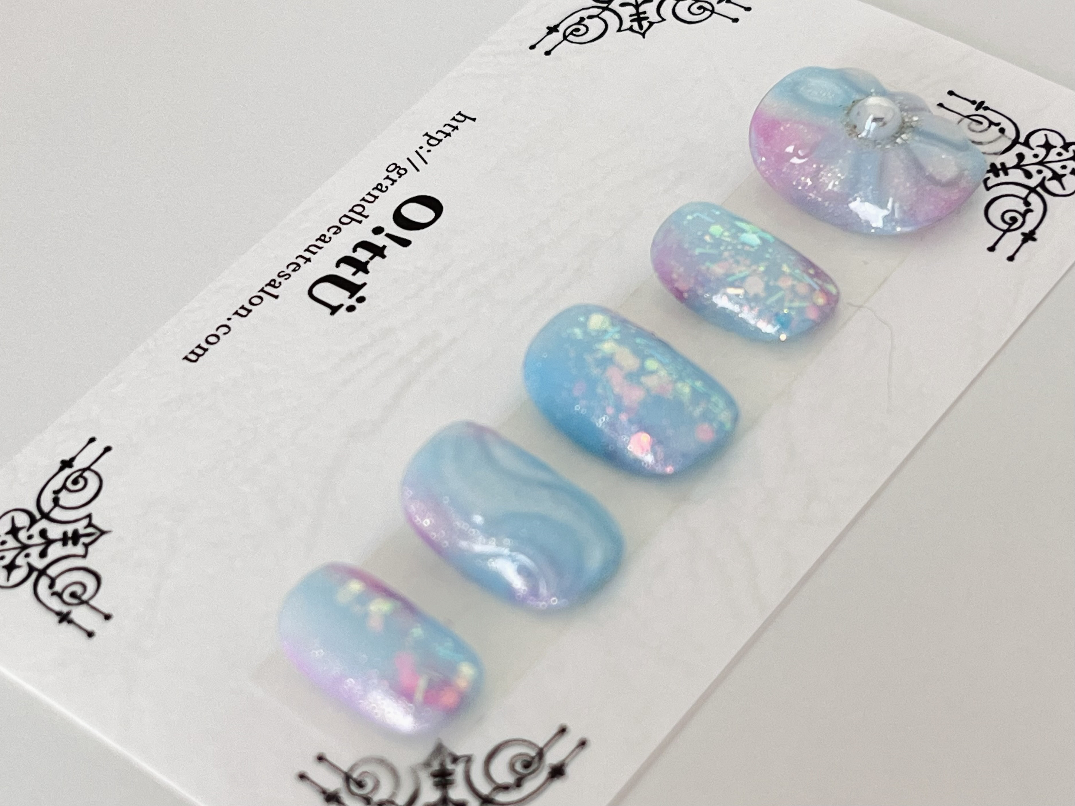 ニュアンス ［11］ネイルチップ オーダー ぷっくり モノトーン ホログラム
