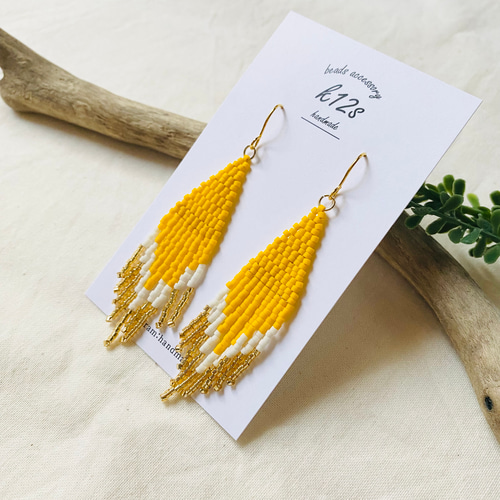 再販8 フリンジ 白 ブルー ピアス イヤリング タッセル ハンドメイド