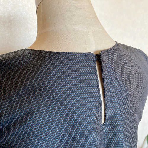 着物リメイク◇大島紬のフレンチスリーブ切り替えAライン