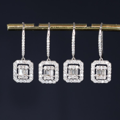 天然ダイヤモンドピアス0.5ct k18 ピアス(フック・チェーン 天然ダイヤモンドピアス0.5ct k18 ピアス(フック・チェーン