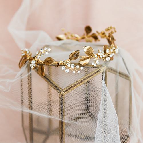 新入荷！ウェディング 結婚式 ゴールド ヘッドドレス ヘア