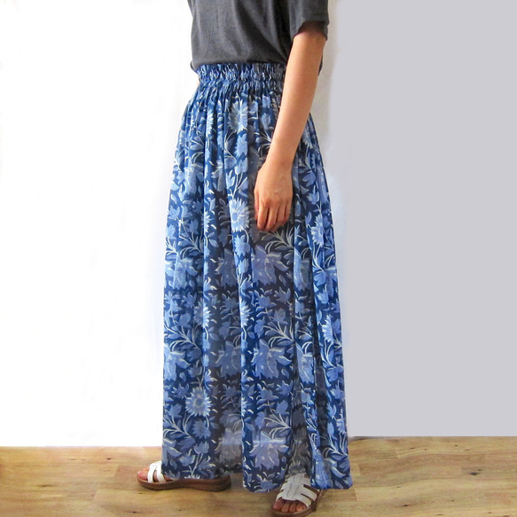 インド綿のフラワーパターンスカート ブルー 4枚目の画像