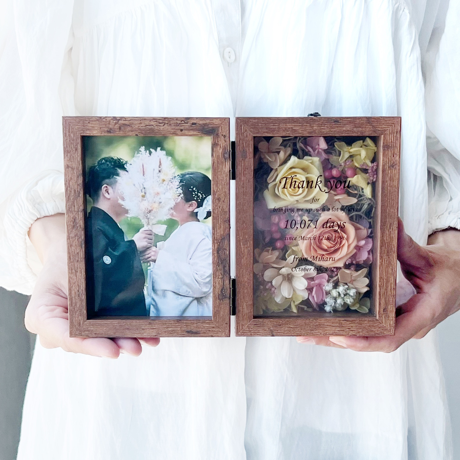 感謝価格＊両親贈呈品　文字入れOK　7009 オレンジ　子育て感謝状　結婚祝い　還暦祝い　誕生日　写真立て