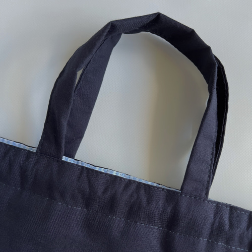 名入れ【サイズが選べる】紺色・車刺繍・巾着袋 男の子 ネイビー お