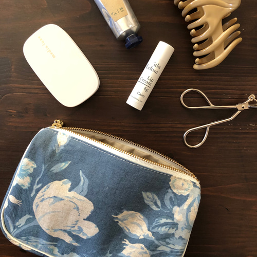 蛍光色🩷🩵💚 カラフルファスナー🥰 👝ポーチにしました