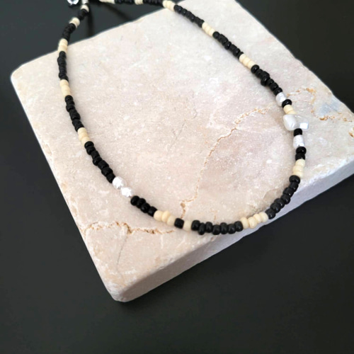 ビーズネックレスblack white pearl ビーズチョーカー ビーズネックレスblack white pearl ビーズチョーカー