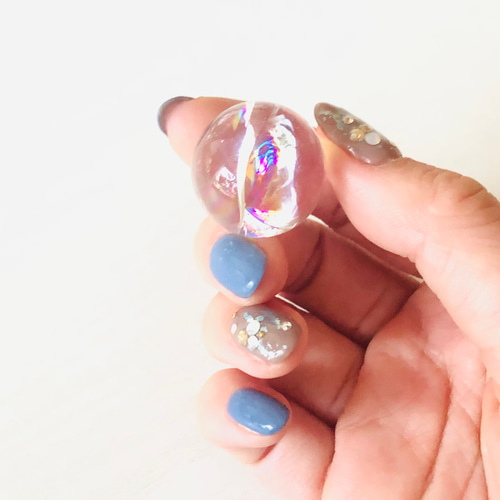 72mm！！幸せを呼ぶ♡虹入り水晶丸玉