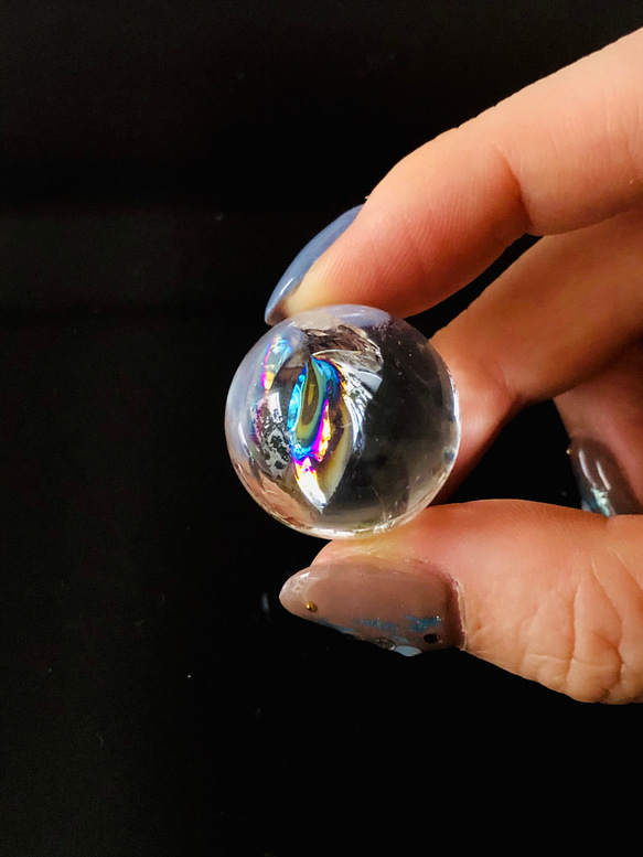 0709143 天然水晶虹入り✨丸玉台付29ミリ 【公式通販】