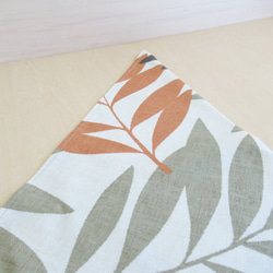 京都府産cotton　北欧風のいっぱい入る【Natural　Leaf】一枚布の破れにくいあずま袋　５３×５３ｃｍ 4枚目の画像