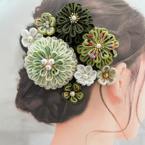 つまみ細工髪飾り 薄緑 白 濃い緑 和装髪飾り 成人式 結婚式 S80 着物
