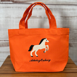 【特別セール限定】【送料無料】馬の刺繍のキャンバスデイリーミニトートバッグ 1枚目の画像