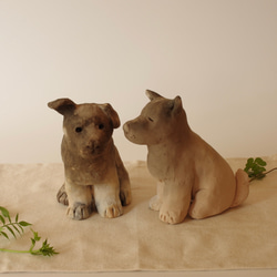 陶製　犬の置き物　子犬のきょうだい　野焼き技法　『犬の日2023』 2枚目の画像