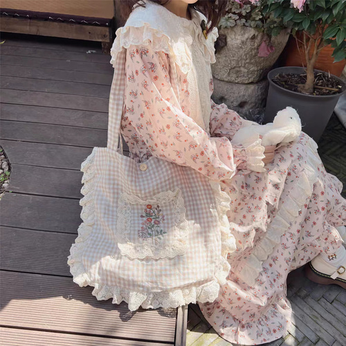 美品✨オッズオネスト ハンドバッグ カービング 花柄 フリル 編み込み 肩掛け チェック レースフリル 花刺繍 綿 トートバッグ ハンドバッグ 肩掛け