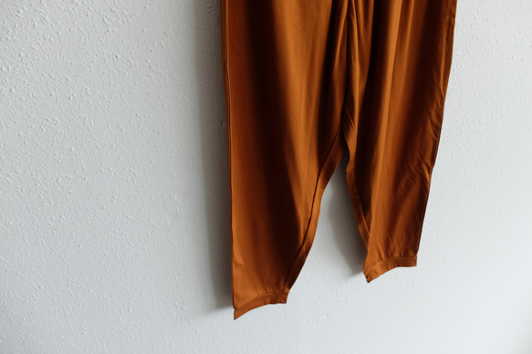 yohaku Dubai 長褲 | 絲光光滑淺棕色 | 男女通用 1 號 第4張的照片