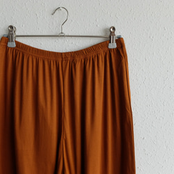 yohaku Dubai 長褲 | 絲光光滑淺棕色 | 男女通用 1 號 第2張的照片