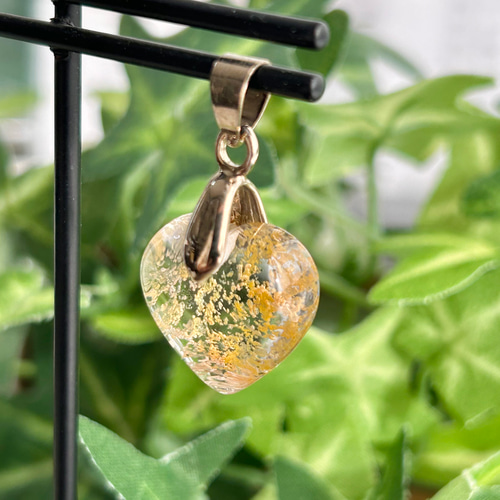 運気UP・願望を叶える～ ガーデンクォーツ ハート型 1点 天然石