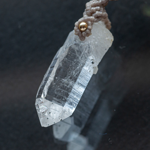 クリスタルとペリドット+ハーキマーダイヤモンドのマクラメ編み 天然石