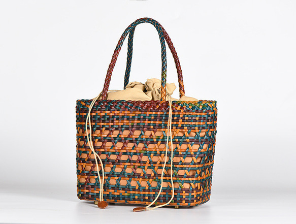 秋冬の新しい編みバッグ、真革、透かし彫り、バスケットバッグ、レディースハンドバッグ。 8枚目の画像