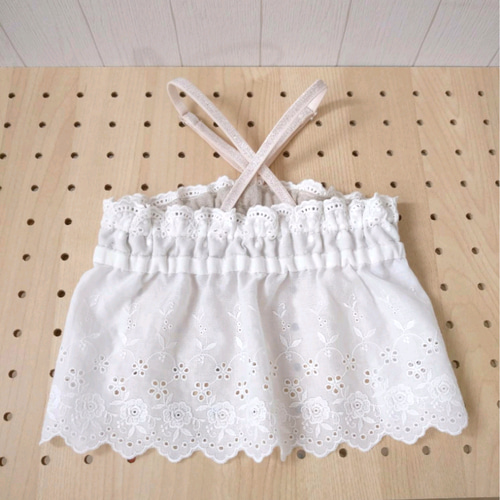 【Akiakane/アキアカネ】サエラ/レース♡フリル♡刺繍エプロン HISCHRONE/ヒスクローネ】サエラ/レース♡フリル♡刺繍エプロン