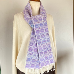 手織り・スノーボール柄紫系マフラー（手紡ぎ糸使用） 2枚目の画像