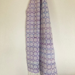 手織り・スノーボール柄紫系マフラー（手紡ぎ糸使用） 5枚目の画像