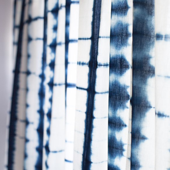 竹影 手工紮染藍染純棉窗簾門簾 原創設計天然草木染訂製成品窗簾 第9張的照片