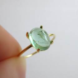 [十月生日石] 8 x 6 毫米美麗的「薄荷碧璽」凸圓面戒指 第1張的照片