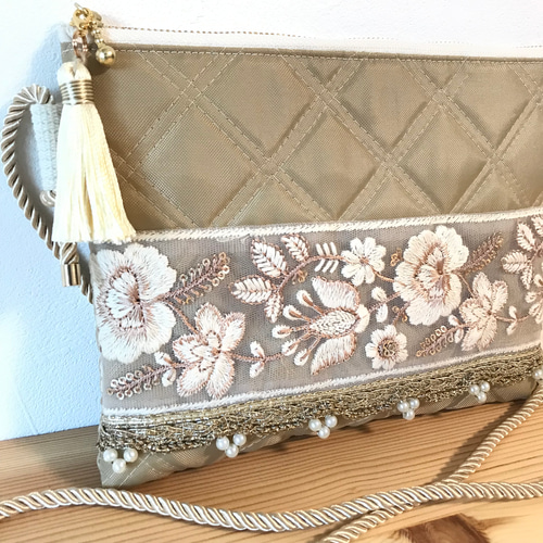リクエスト＊ロラライハリス♡一面シルバーライン刺繍サコッシュ♡スマホポーチ♡ 楽天市場】お財布ショルダー スマホショルダー お財布ポシェット