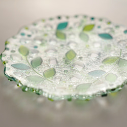 アクセサリートレーにも【即納】グリーンリーフのフリル皿　ガラス 5枚目の画像