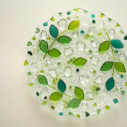 アクセサリートレーにも【即納】グリーンリーフのフリル皿　ガラス 4枚目の画像