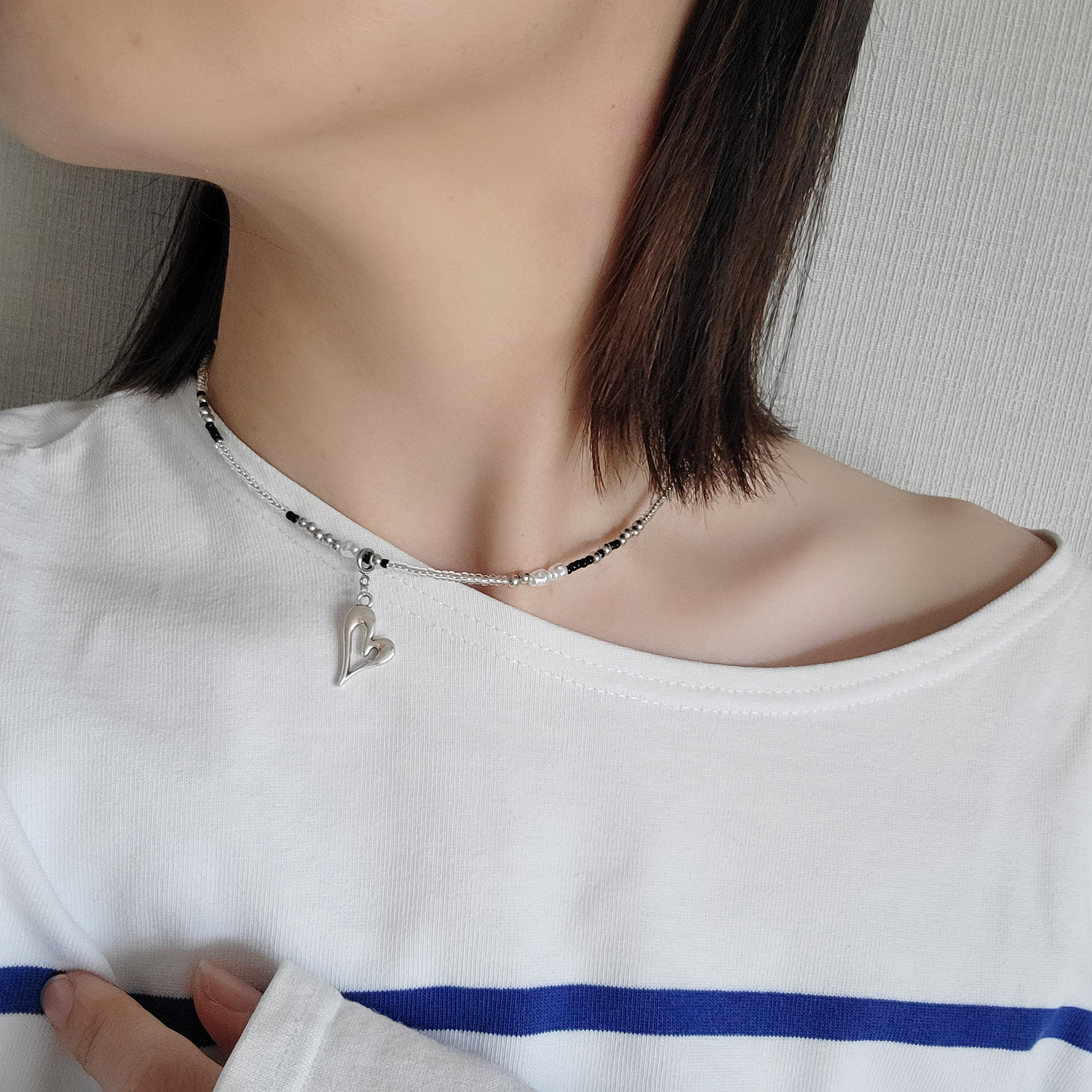 K18WG ネックレス 黒と銀のビーズ K18WG ネックレス 黒と銀のビーズ