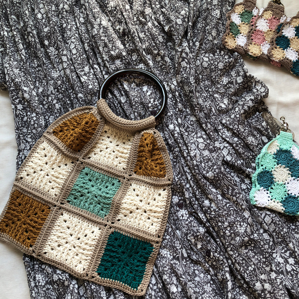 【ぽんぽこりん】ふっくらリンググラニーバッグ【M】【S】 ☆ぷっくりグラニーバッグ・ボタニカル刺繍生地 ブルー 7404