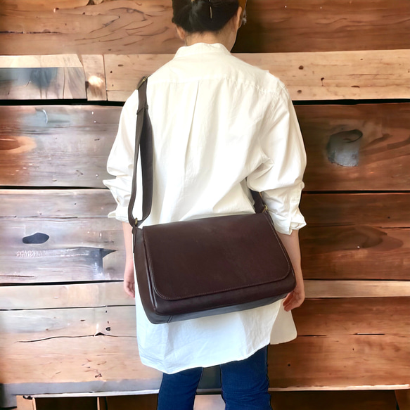 男女共用❷ダークブラウン2way 本革 郵便屋さんのショルダーバッグ 本革 郵便屋さんのショルダーバッグ