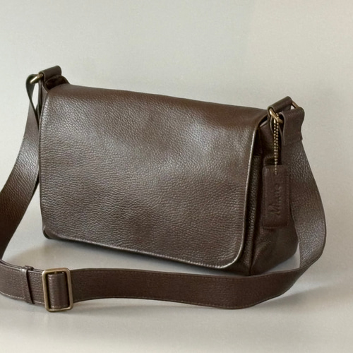 バリーダークブラウン ショルダーバッグ ダークブラウン2way 本革 郵便屋さんのショルダーバッグ ユニセックス