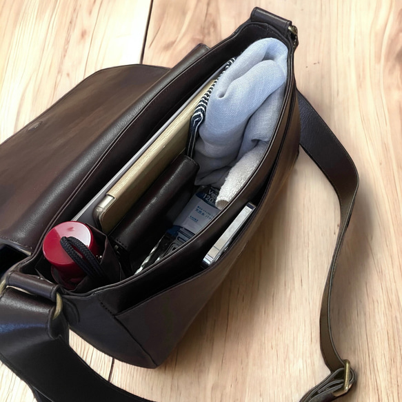 男女共用❷ダークブラウン2way 本革 郵便屋さんのショルダーバッグ 本革 郵便屋さんのショルダーバッグ