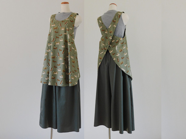 シンプル優等生のバッククロスエプロン・ダックスフント