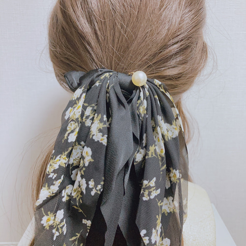 大人可愛い♡花柄︎✿ 大きめリボン シュシュ ヘアゴム シュシュ  