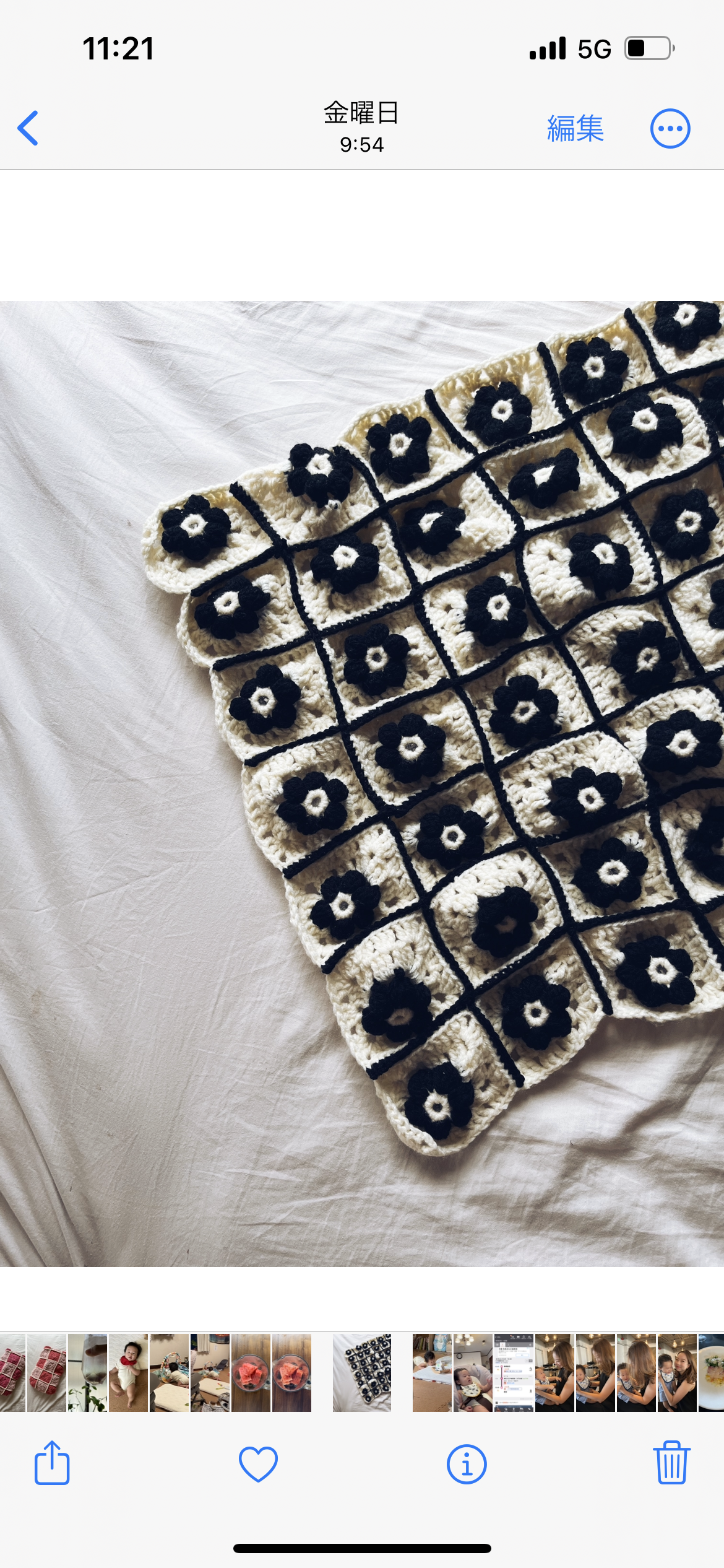 白黒　 フラワーブランケット