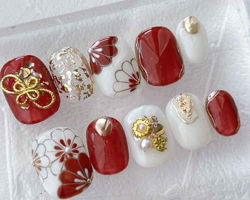 【サイズオーダーNo.161】ネイルチップ 振袖　成人式 赤 サイズオーダーNo.161】ネイルチップ 振袖 成人式 赤 人気デザイン