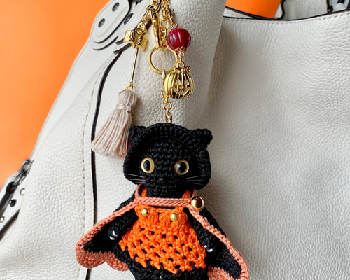 専用★　ハロウィンチャーム　猫カフェ　ヒョウ柄バッグチャーム　ハンドメイド 専用☆ ハロウィンチャーム 猫カフェ ヒョウ柄バッグチャーム
