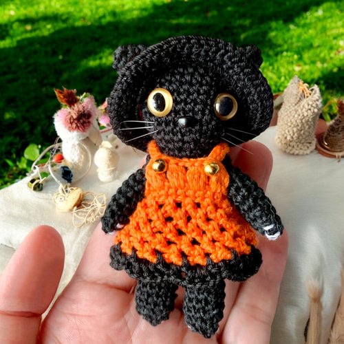 黒猫魔女のバッグチャーム 着せ替え ハロウィン とんがり帽子