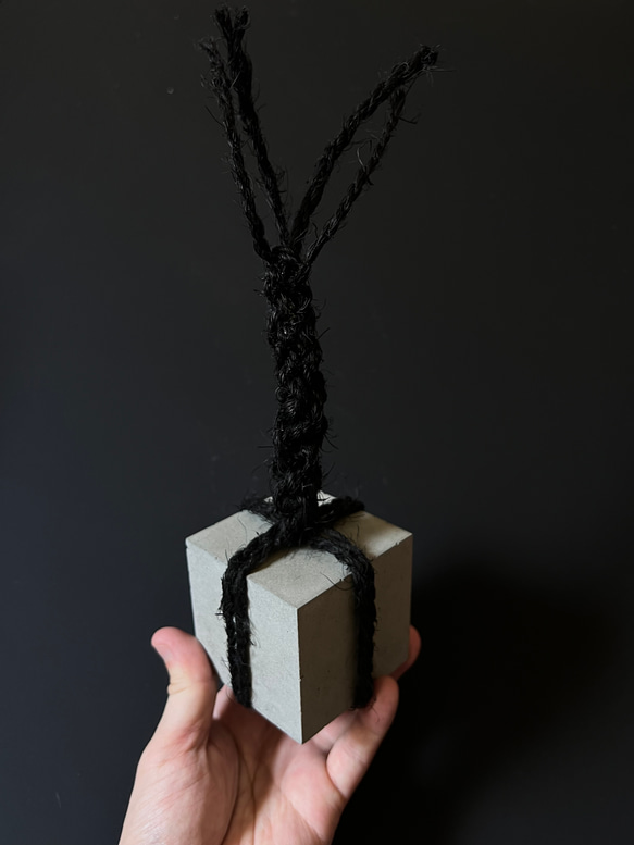 ■約6.5cm 関守石 止め石 ■ ディスプレイ 器 皿 インテリア 什器 オブジェ セメント コンクリート 6枚目の画像